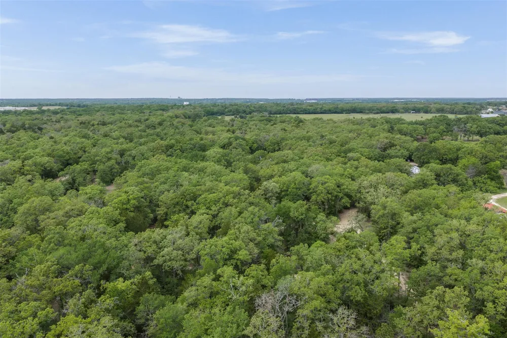 604 Hilton Road Bryan, TX 77807