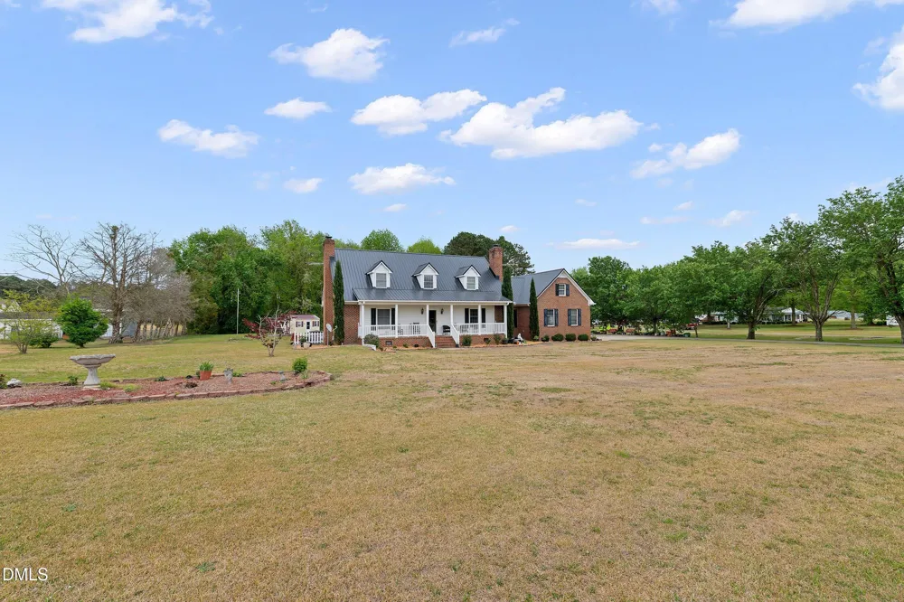 6314 Old Davis Road Sims, NC 27880