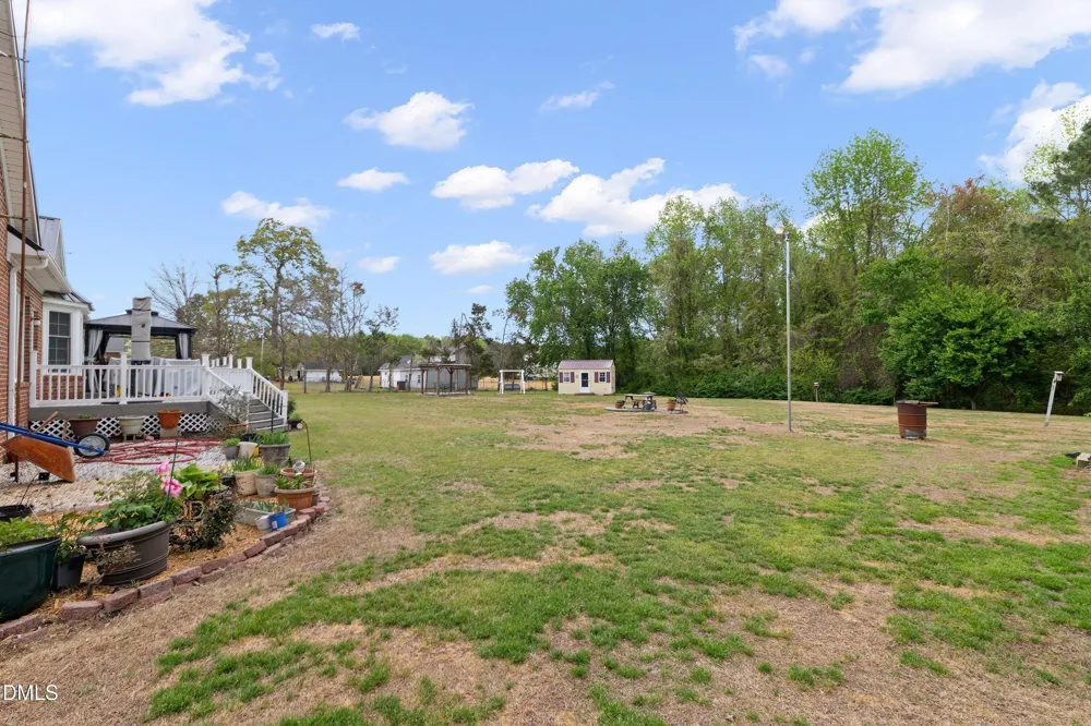 6314 Old Davis Road Sims, NC 27880