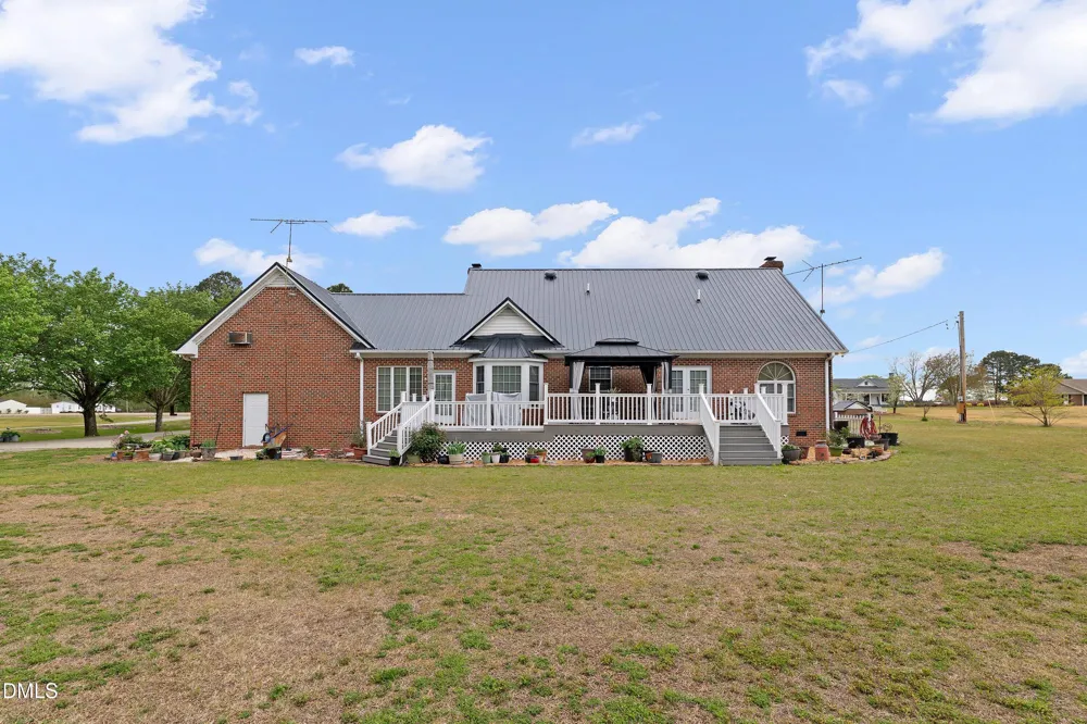 6314 Old Davis Road Sims, NC 27880