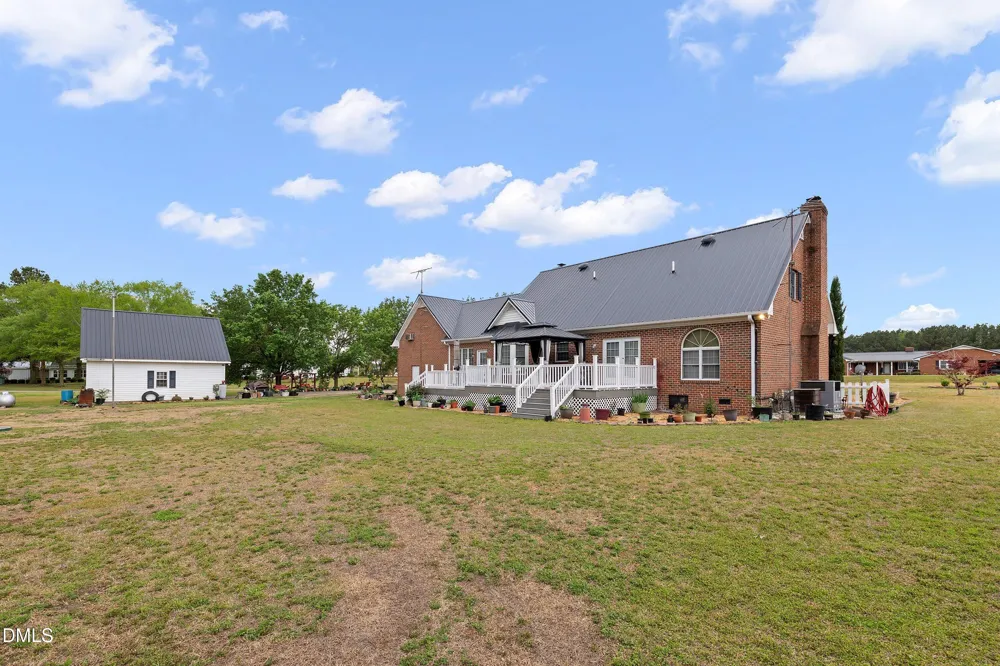 6314 Old Davis Road Sims, NC 27880