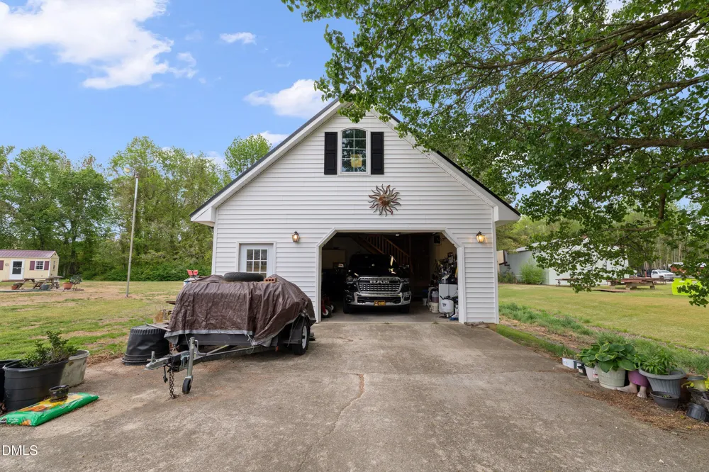 6314 Old Davis Road Sims, NC 27880
