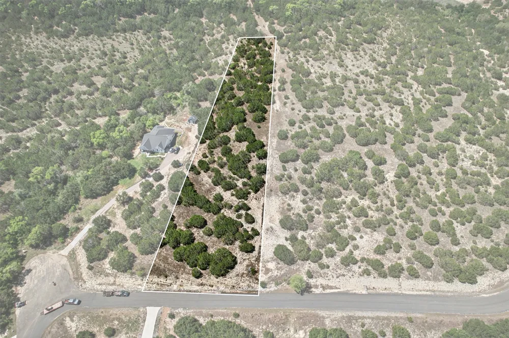 654 Wagon Wheel Trail Bertram, TX 78605