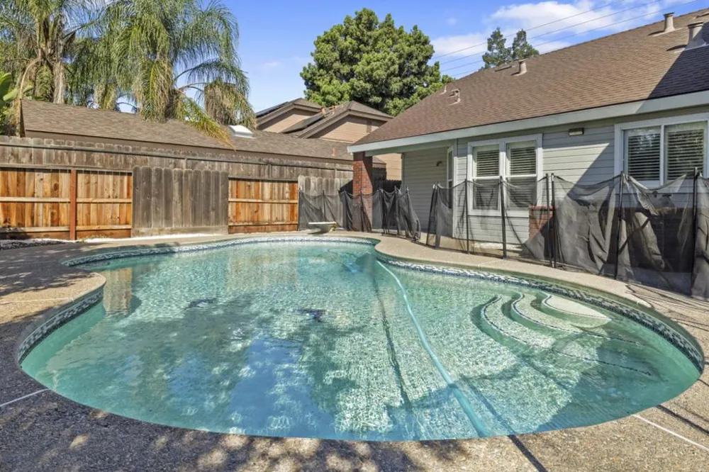 2604 Snyder Avenue Modesto, CA 95356