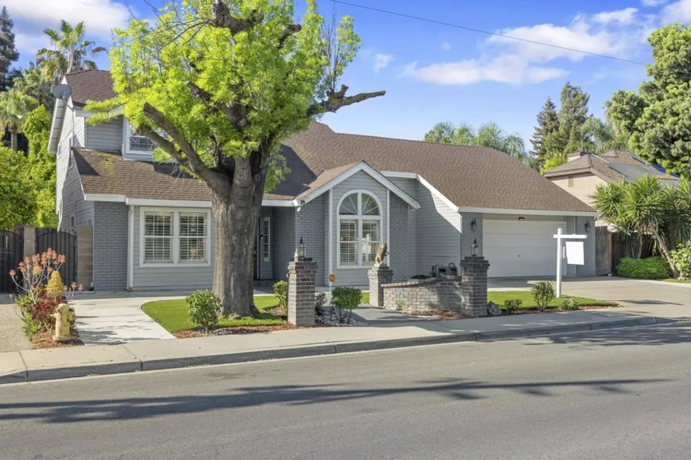 2604 Snyder Avenue Modesto, CA 95356