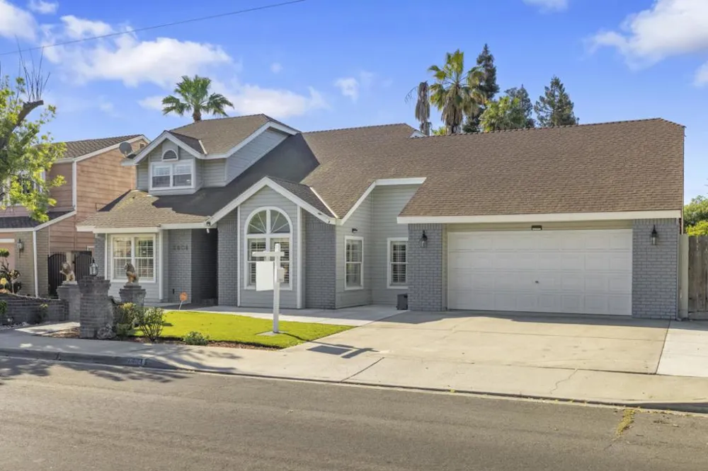 2604 Snyder Avenue Modesto, CA 95356