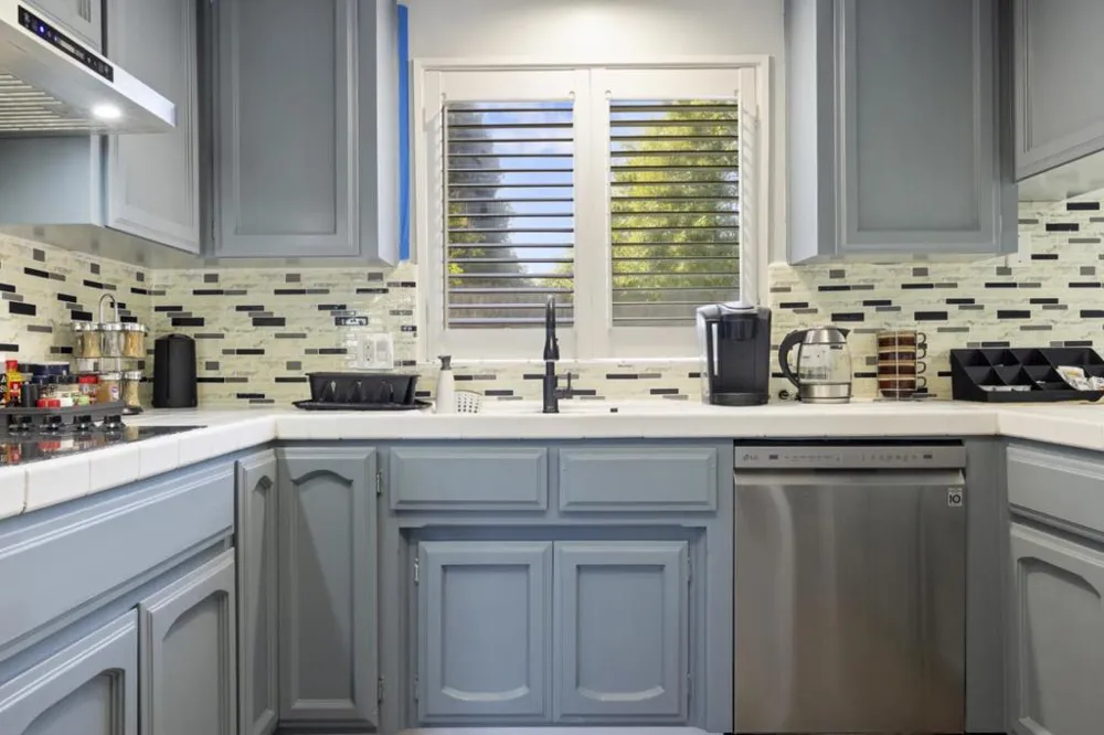 2604 Snyder Avenue Modesto, CA 95356