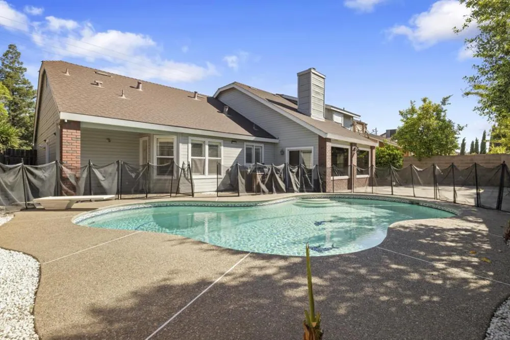 2604 Snyder Avenue Modesto, CA 95356
