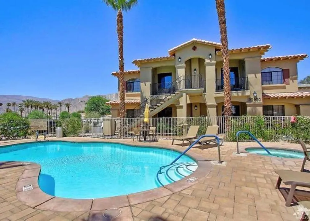 50690 Santa Rosa Plaza #1 La Quinta, CA 92253