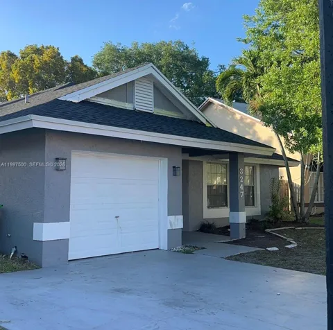 3247 NW 123rd Ave