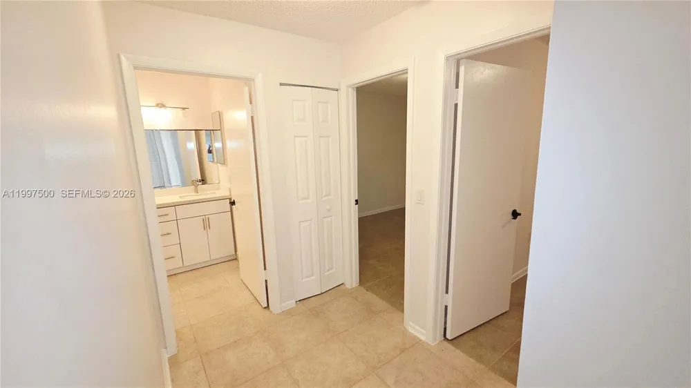 3247 NW 123rd Ave Sunrise, FL 33323
