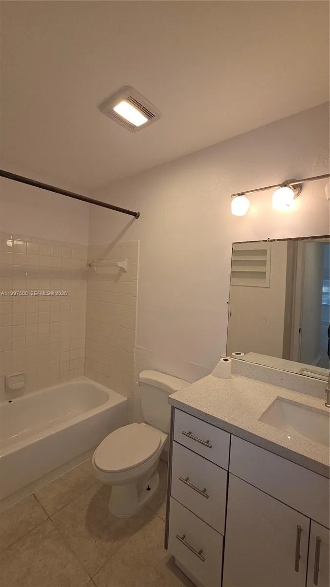 3247 NW 123rd Ave Sunrise, FL 33323