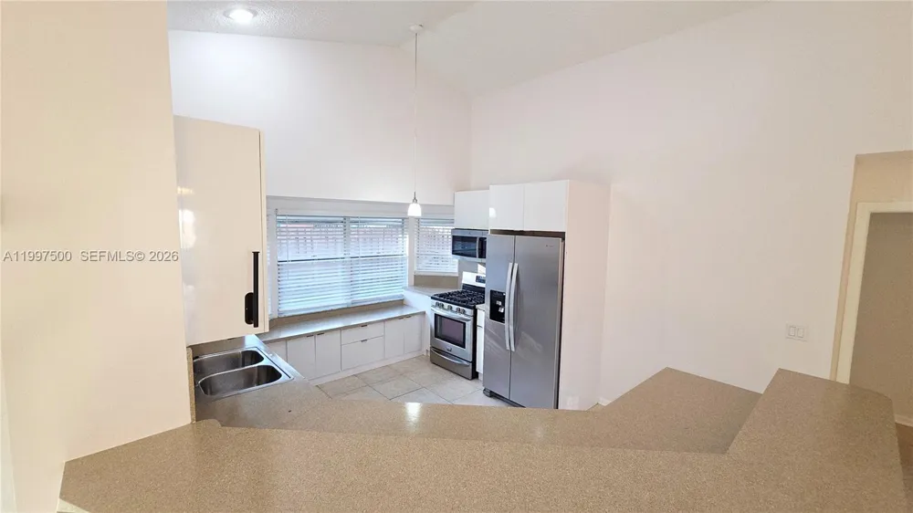 3247 NW 123rd Ave Sunrise, FL 33323