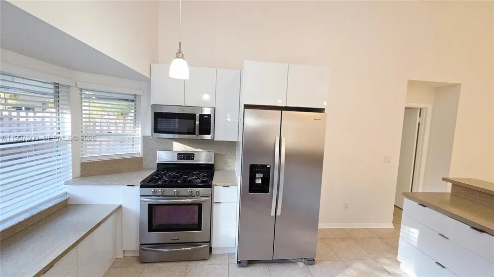 3247 NW 123rd Ave Sunrise, FL 33323