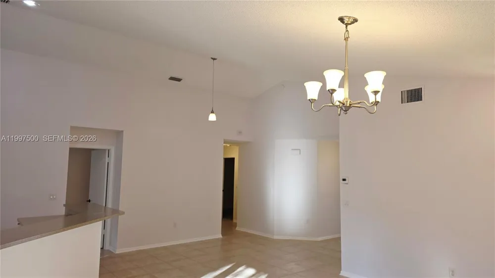 3247 NW 123rd Ave Sunrise, FL 33323