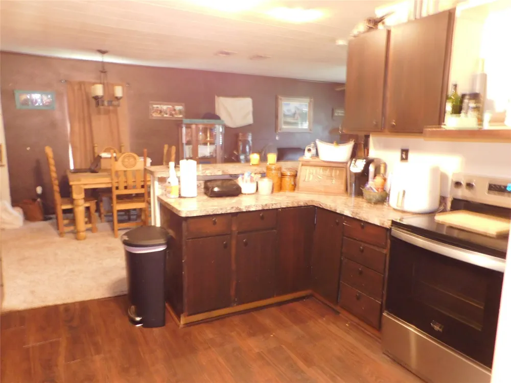 1032 Fm 936 Hubbard, TX 76648