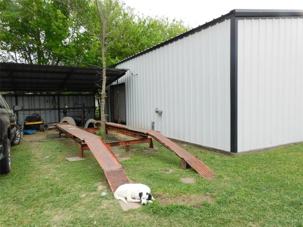 1032 Fm 936 Hubbard, TX 76648