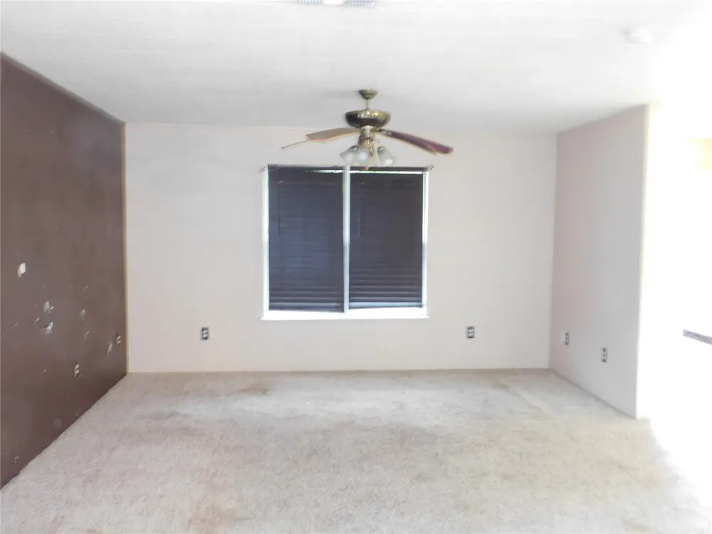 1032 Fm 936 Hubbard, TX 76648