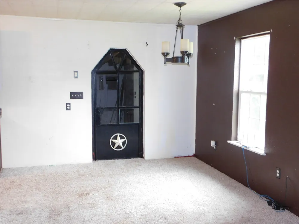 1032 Fm 936 Hubbard, TX 76648