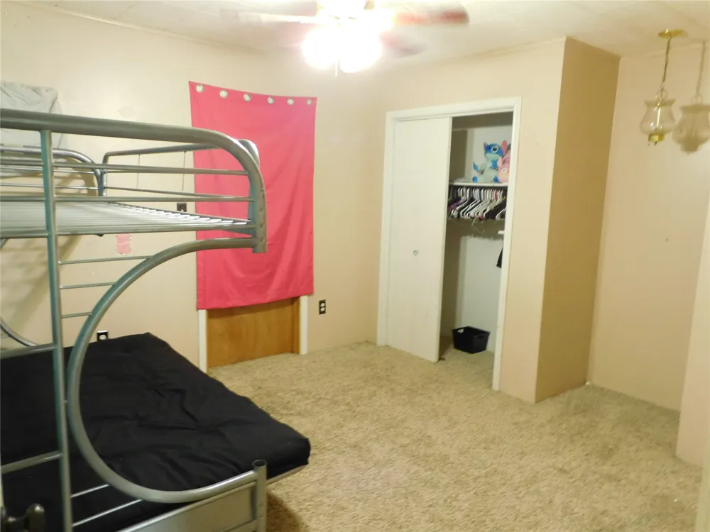 1032 Fm 936 Hubbard, TX 76648