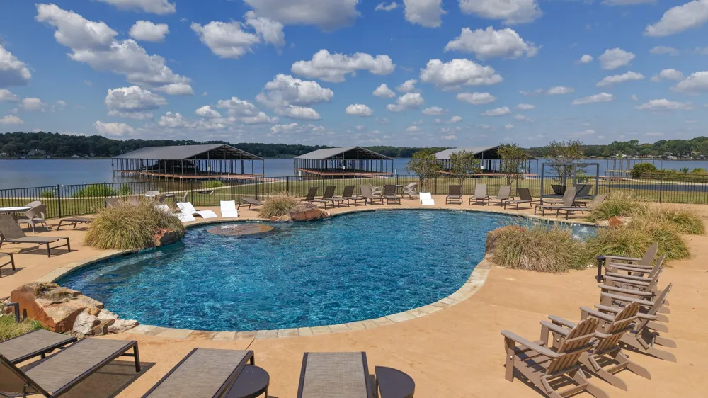 7011 Lakeshore Way Eustace, TX 75148