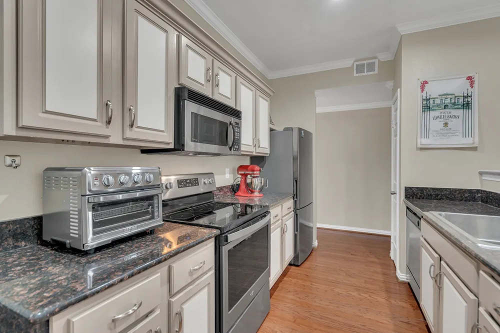 2524 Preston Road #1205 Plano, TX 75093