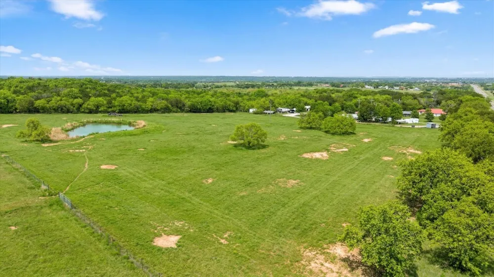 17305 US Highway 281 Hico, TX 76457