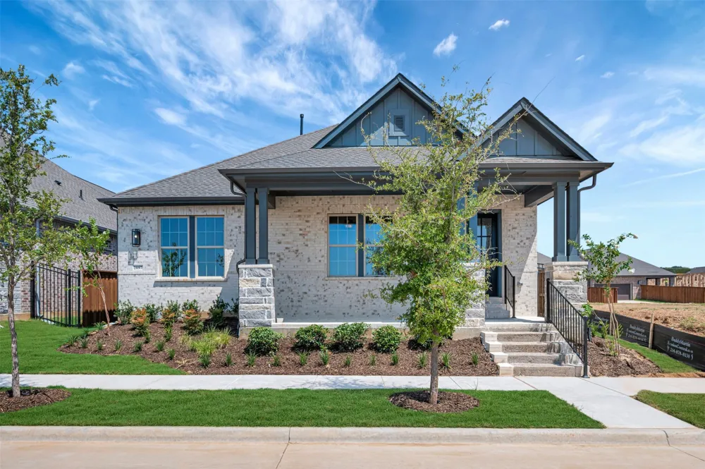 2097 Pine Grove Lane Arlington, TX 76005