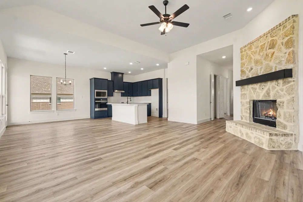 7421 Stonehenge Sanger, TX 76266