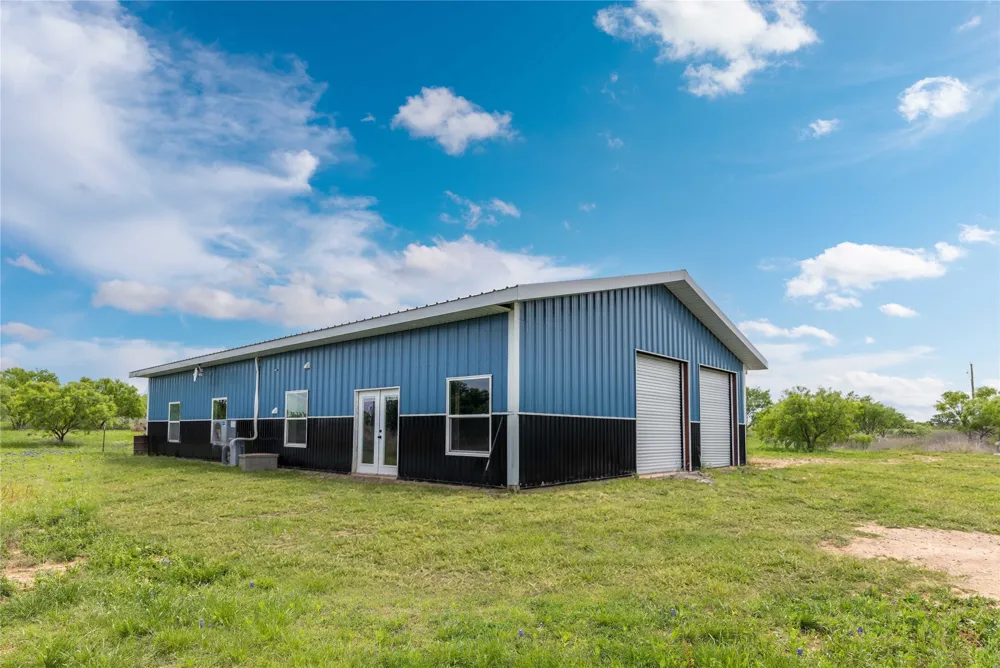 10150 HWY 67 Bangs, TX 76823