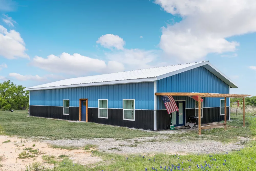 10150 HWY 67 Bangs, TX 76823
