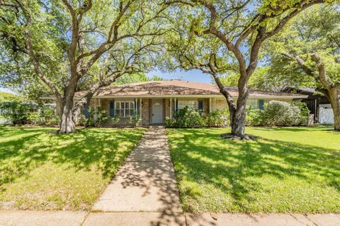 1718 Timbers Drive