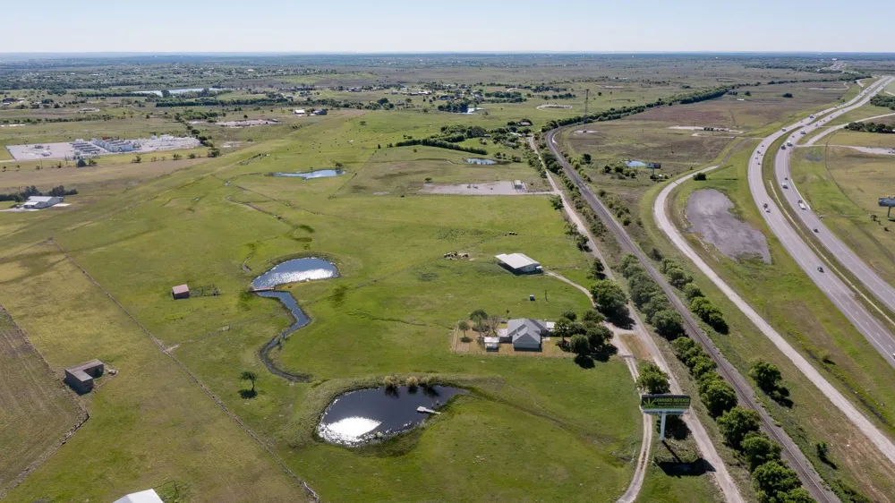 2449 County Road 4421 New Fairview, TX 76078