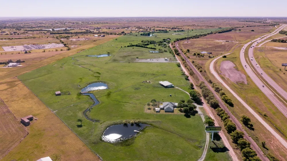2449 County Road 4421 New Fairview, TX 76078