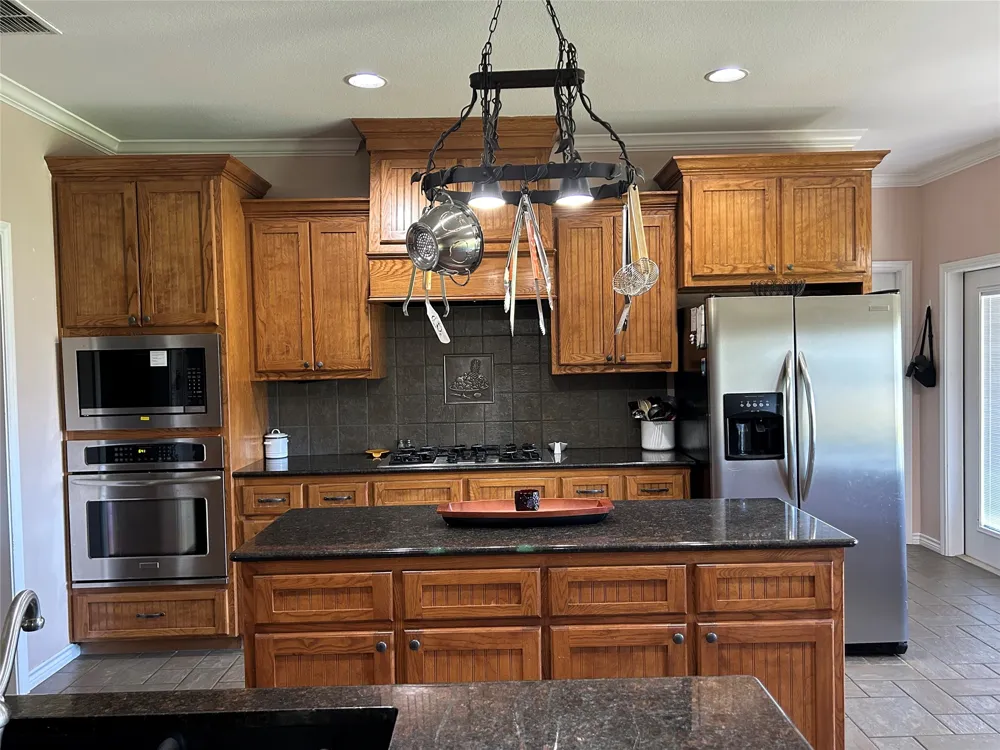 214 Vz County Road 4411 Ben Wheeler, TX 75754