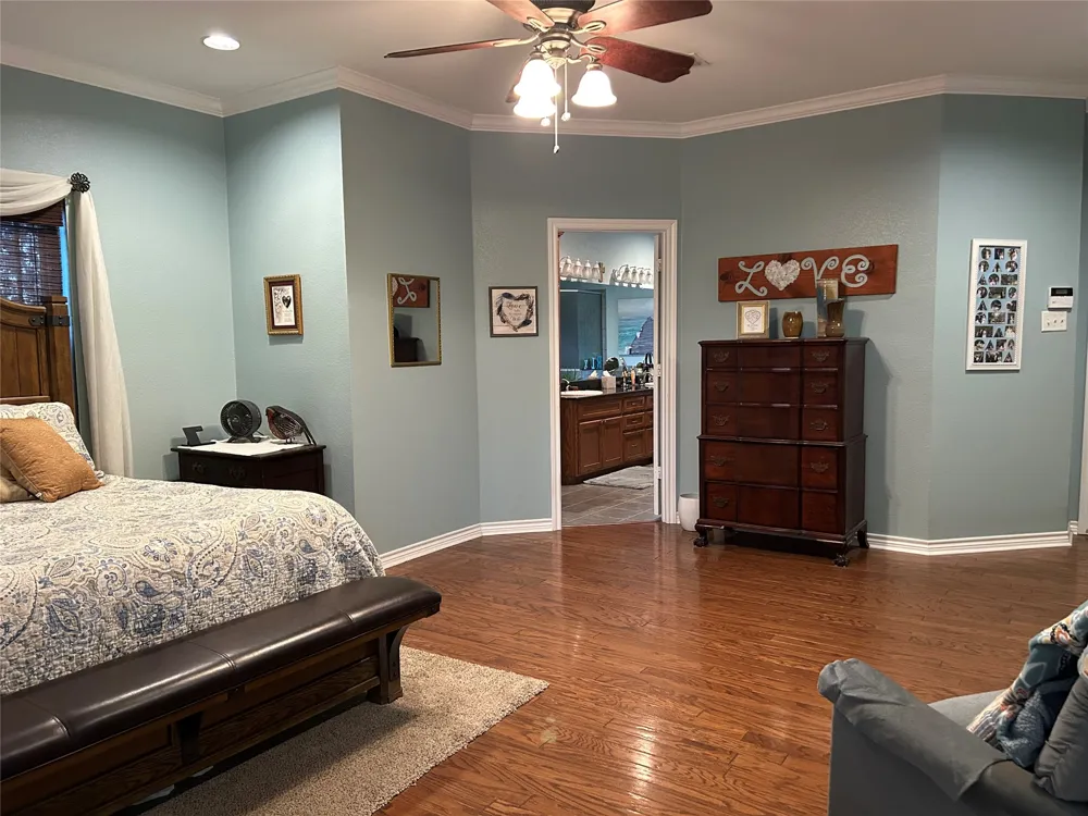 214 Vz County Road 4411 Ben Wheeler, TX 75754