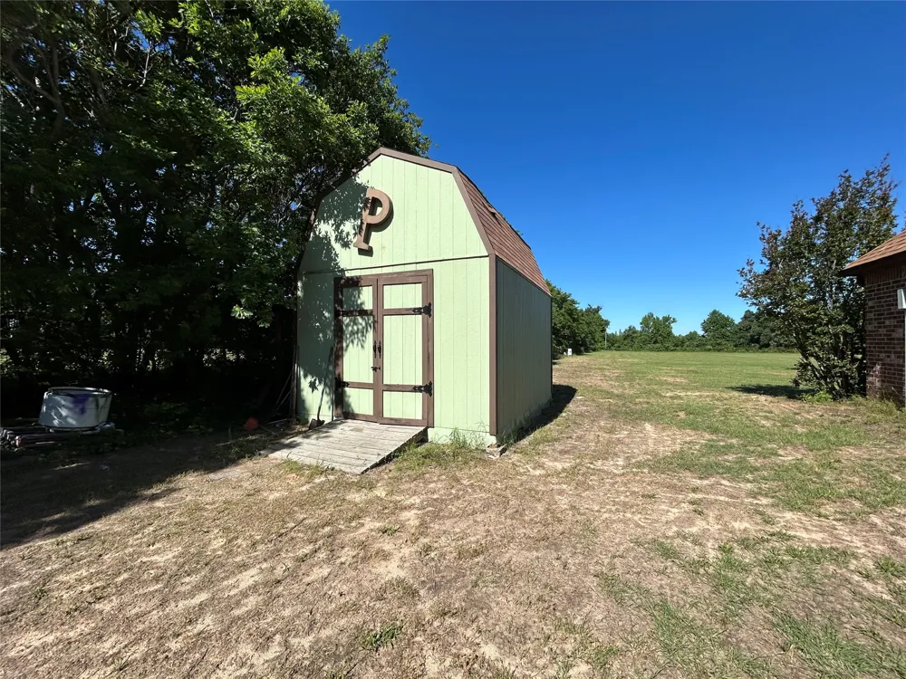 214 Vz County Road 4411 Ben Wheeler, TX 75754
