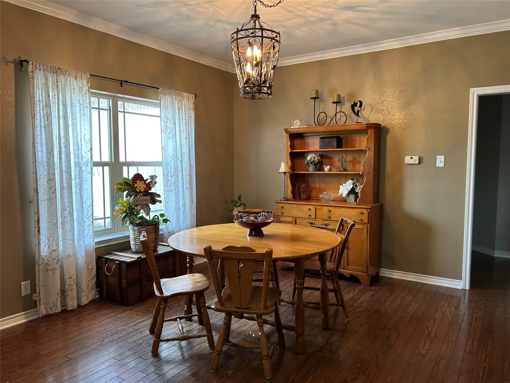 214 Vz County Road 4411 Ben Wheeler, TX 75754