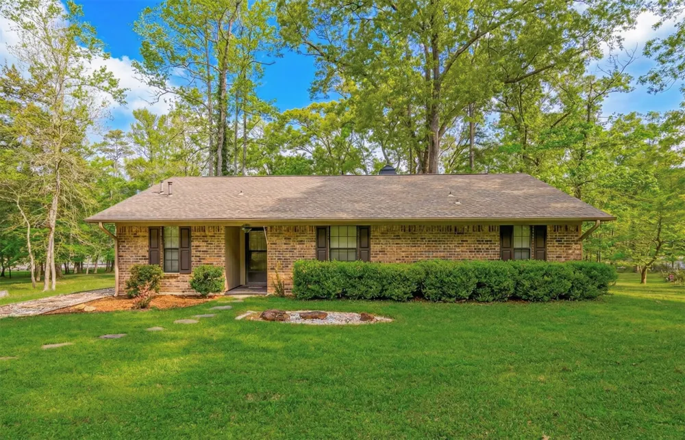 2987 CR 1596 Avinger, TX 75630