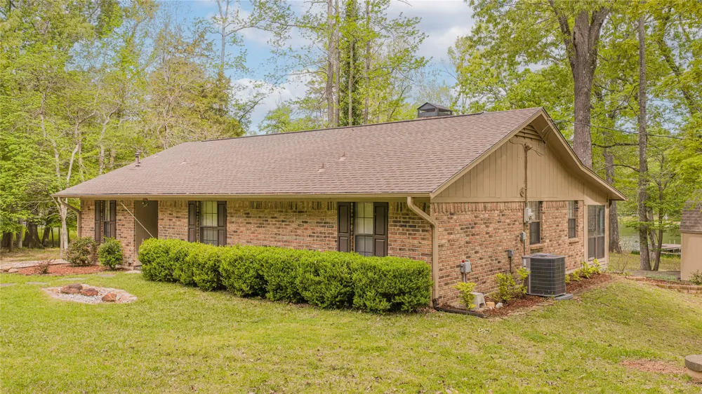 2987 CR 1596 Avinger, TX 75630