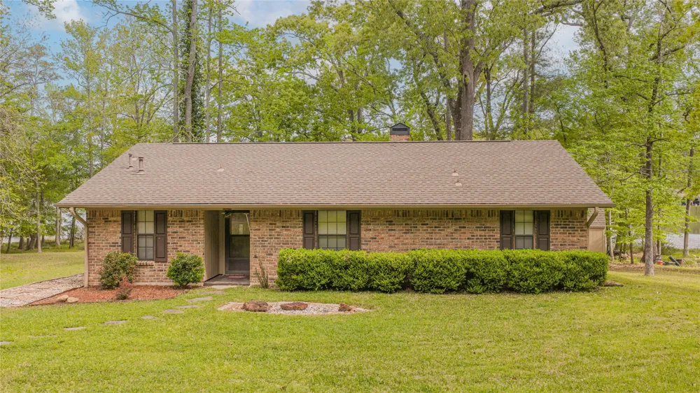 2987 CR 1596 Avinger, TX 75630