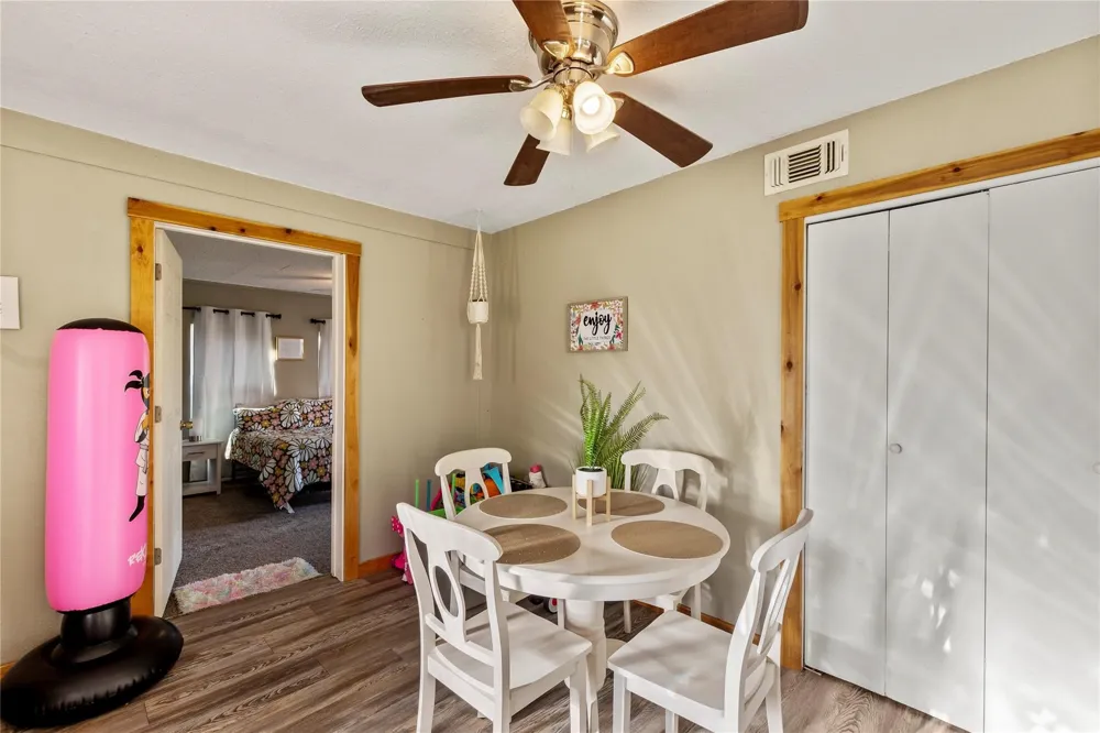 303 Whispering Oaks Trail Payne Springs, TX 75156