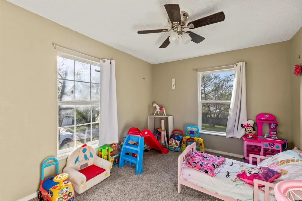 303 Whispering Oaks Trail Payne Springs, TX 75156