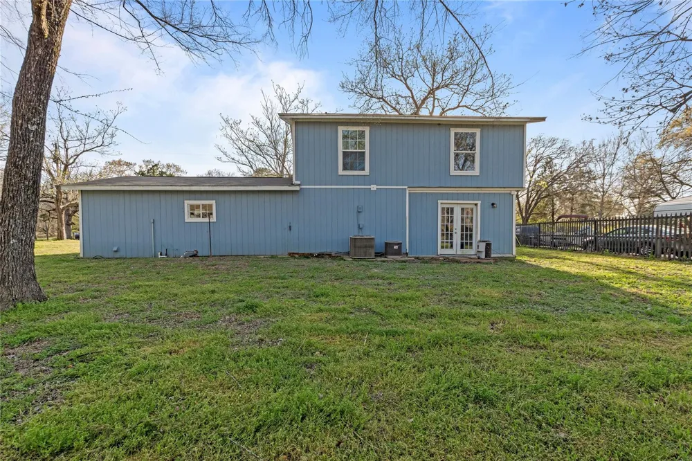 303 Whispering Oaks Trail Payne Springs, TX 75156
