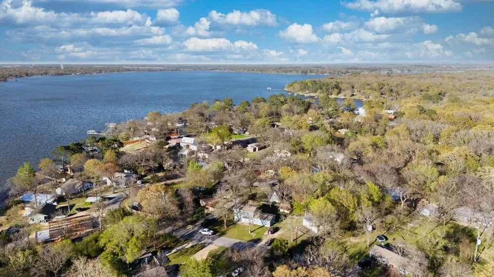 303 Whispering Oaks Trail Payne Springs, TX 75156