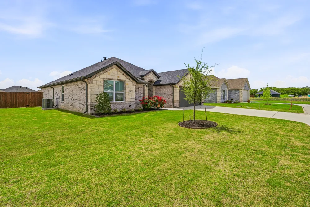 601 Violet Drive Tolar, TX 76476
