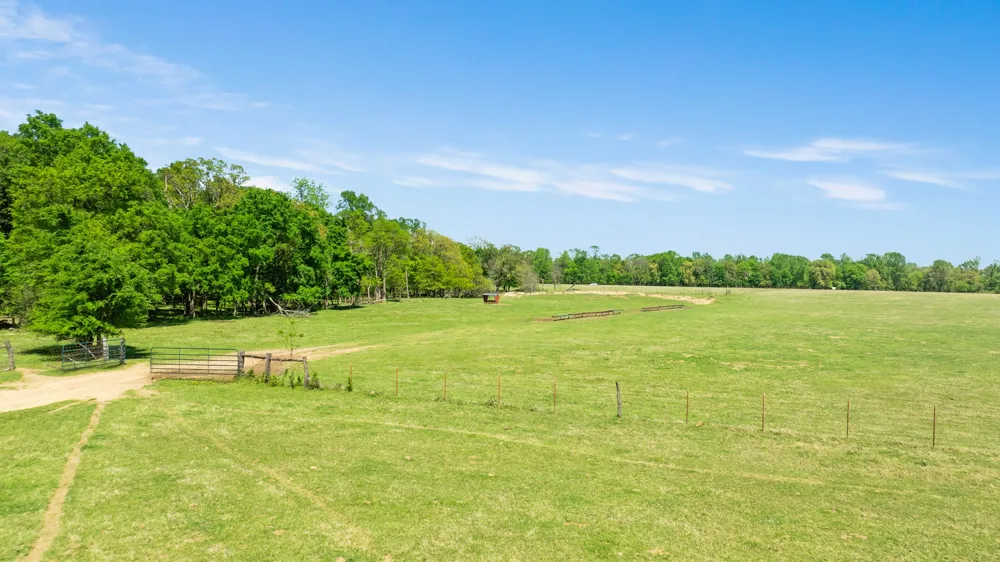 COUNTY ROAD 2356 Detroit, TX 75436