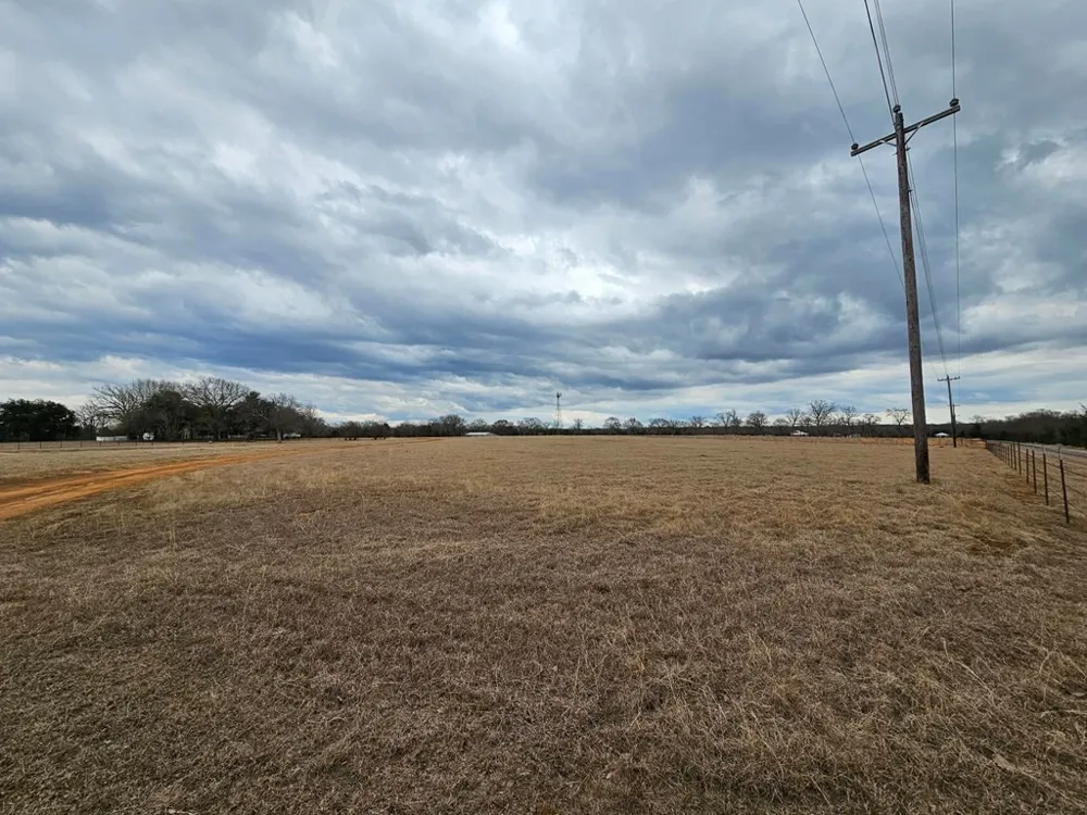 1710 An County Road 463 Montalba, TX 75853