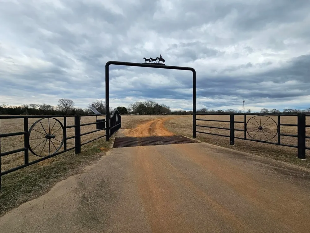 1710 An County Road 463 Montalba, TX 75853