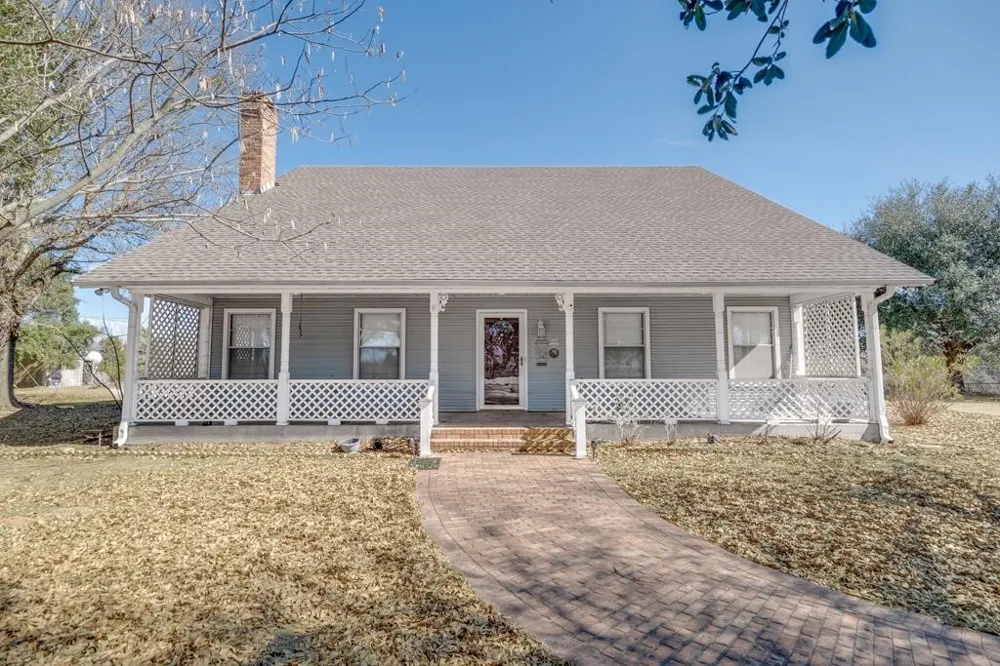 1710 An County Road 463 Montalba, TX 75853